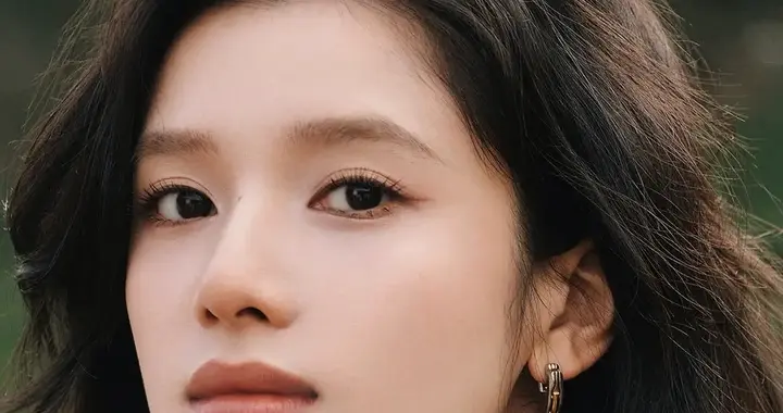 精选明星壁纸（586）张婧仪