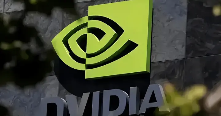 英偉達(dá)警報響起，黃仁勛再次發(fā)聲，外媒：技術(shù)封鎖引發(fā)連鎖反應(yīng)了