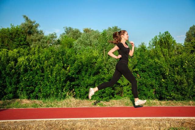 每天跑步5公里，多久可以掉秤15斤？