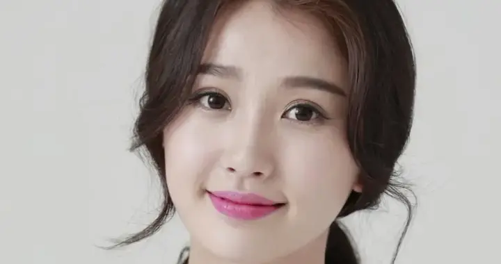 明星高清写真鉴赏｜虞书欣，亮片裙，戳中你审美了吗？