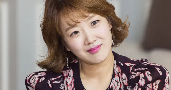 韩国女星嫁美国富商，自曝3年没回韩国，曾被母亲骂：不如去乞讨