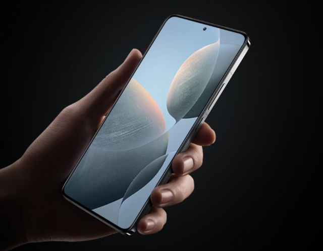 2K+6500mAh，这可能是今年最值得等的直屏手机