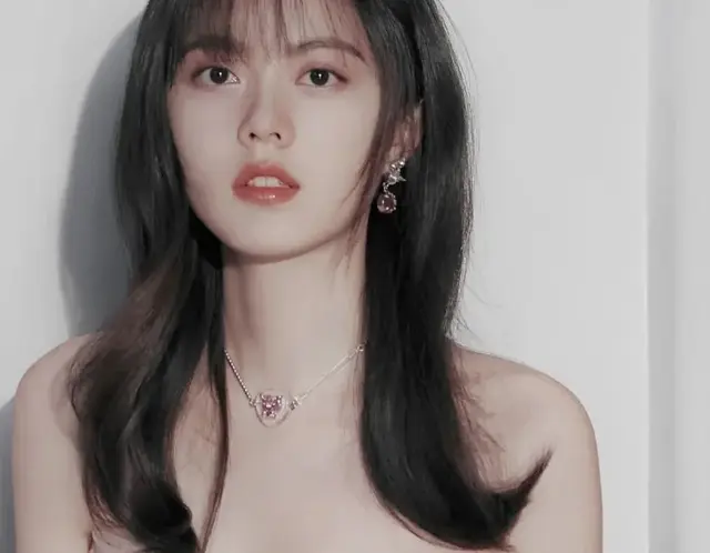 赵今麦，国民闺女变化真大