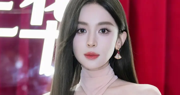 古力娜扎，生动又活泼，谁能不爱呢