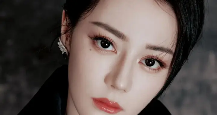 热巴新剧开播？王安宇再拍现偶?孔雪儿终于女主？周洁琼资源降级