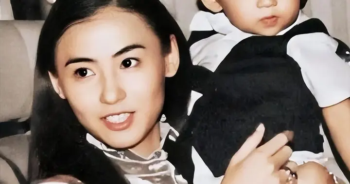 没男友还想生娃？刘嘉玲曝光张柏芝的\小心思\，三胎疑似真相大白