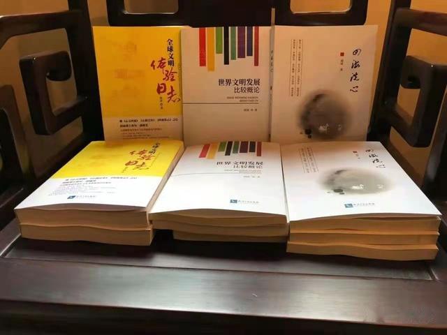 废墟里的鲜活图景——《全球文明体验日志》序（二）