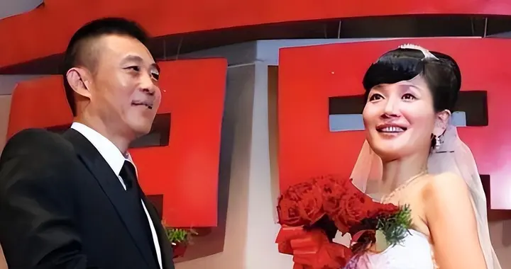 风水轮流转，12年前被侯勇抛弃的糟糠之妻，如今他已然高攀不起了