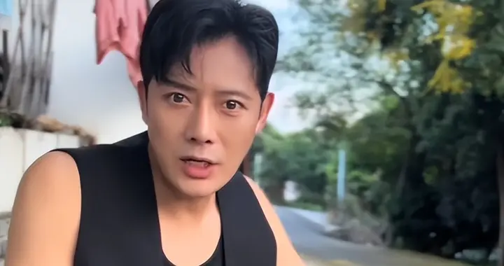 知名男演员揭“内娱黑幕”，被换角还遭导演威胁，养鸡比拍戏快乐