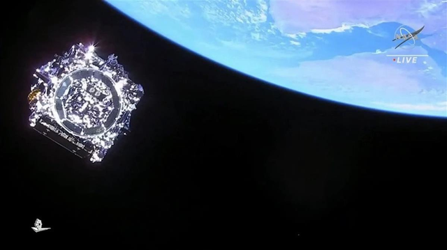 韦伯望远镜发现一颗行星，大小与地球非常相似
