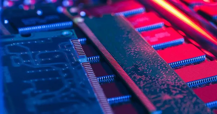 存儲大廠：明年上半年將迎內(nèi)存缺貨高峰