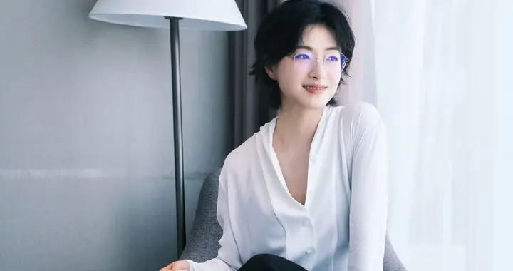 万茜 时光赋予她的柔美与知性