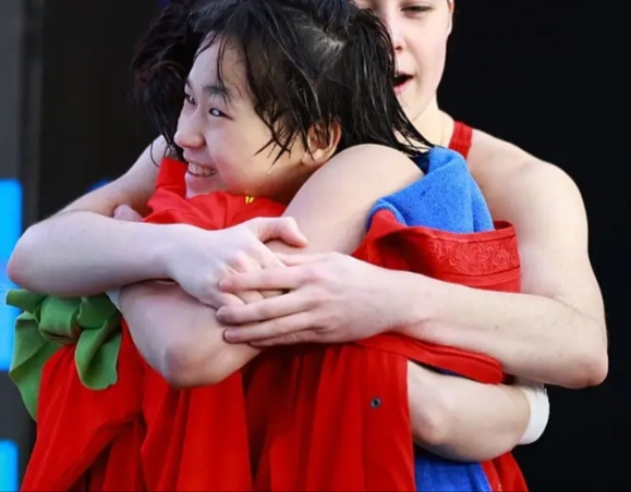 全红婵心思细腻，夺银后的一段真心话，让人见证了她的大智若愚