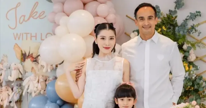 刘德华小姨子办迎婴派对，公开三胎是儿子，豪宅布置奢华挤满亲友