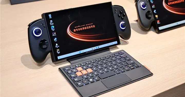 堪比指甲盖！佰维发布最小的国产mini SSD硬盘：只比TF卡大一点