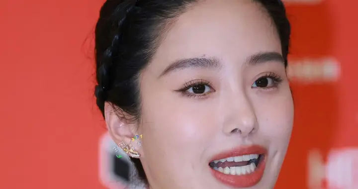 杨采钰写真美图