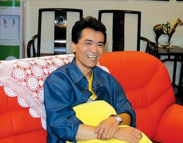 春晚|原来他已经去世17年！曾因在春晚搭档潘长江爆红，还以为是退休了