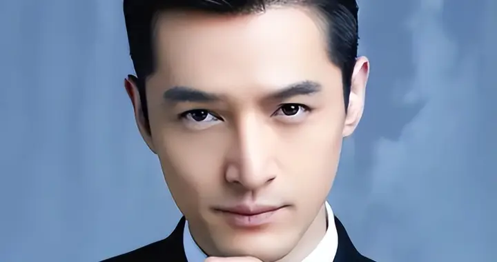 被传患肺癌住院才过去8个月，胡歌近况曝光，一点也不意外