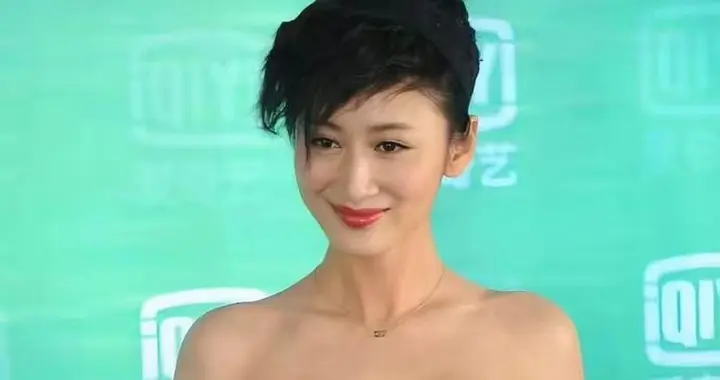 郭珍霓身材这么好，是真的吗？