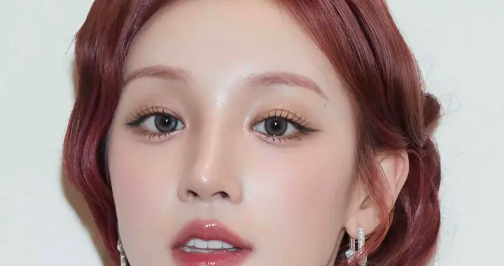 美女壁纸第4903期—宋雨琦