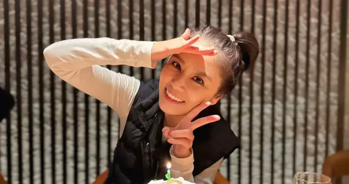 林心如50岁生日尽显好人缘，和朋友私下庆生8次，还办了生日派对