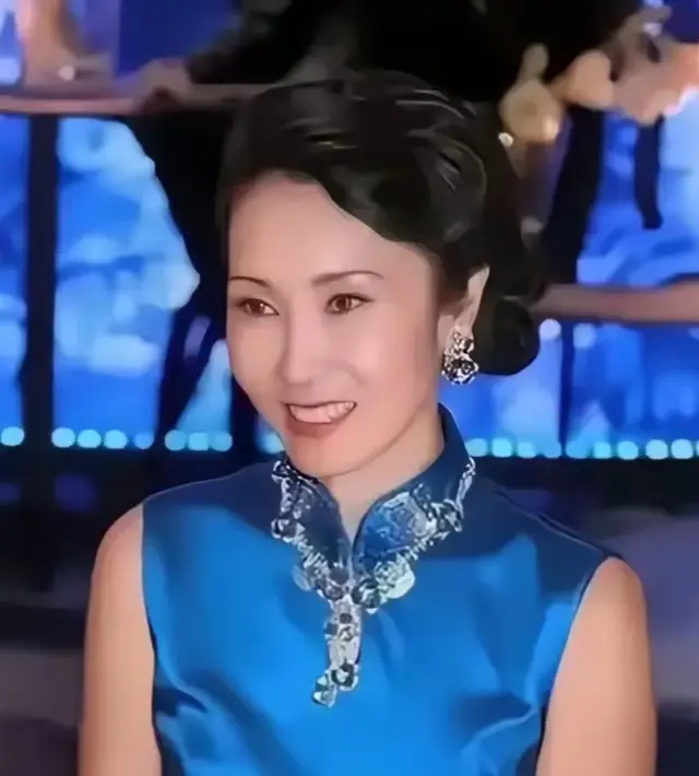 王思聪的母亲出手了？黄一鸣终于闭嘴了？已经2-3天没有直播！