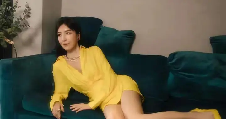 杨谨华御姐气场全开，美到让人挪不开眼