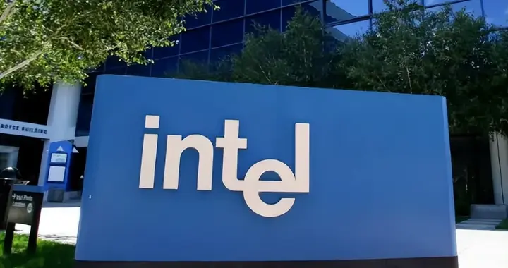 英特爾轉折來了，1.8nm、1.4nm都“涼涼”，外媒：黯然退場了