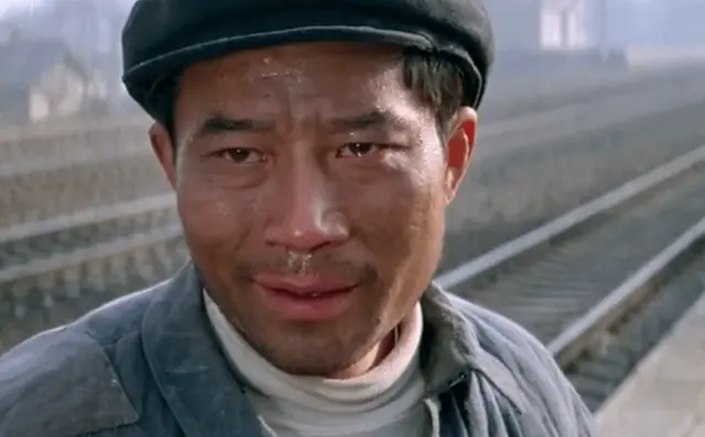 70岁李雪健妻子曝光！原来是大家熟悉的她，怪不得老公能红几十年