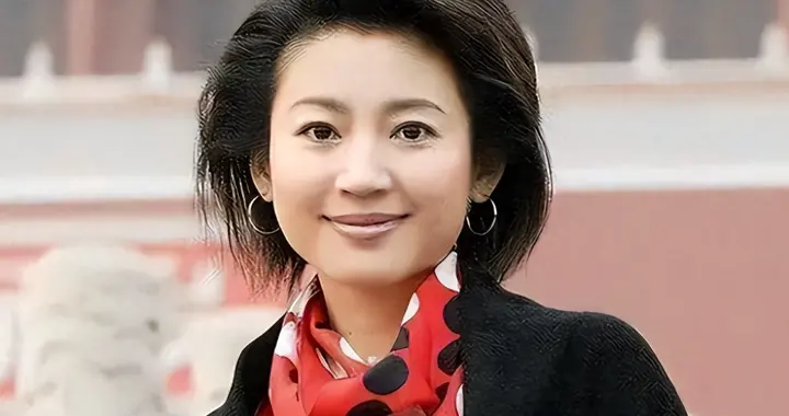 善恶到头终有报！57岁央视女主持王小丫，已走上另一条大路