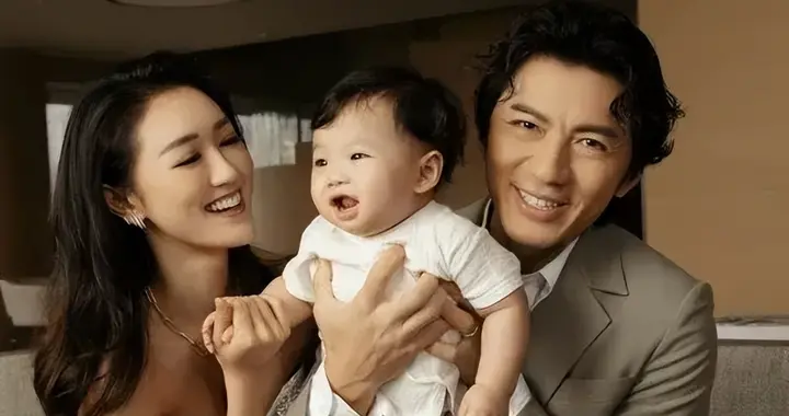 TVB女星用广东话教仔惹育儿争议！无意捧儿子做童星,暂不考虑再生