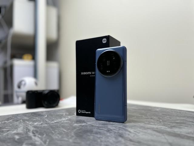 小米机皇终跳水，顶级2K屏+徕卡四摄+IP68防水，如今入手正合适