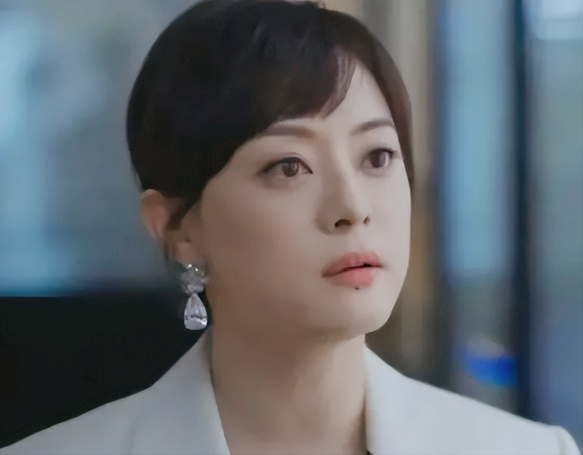 正午阳光放大招！13部“王炸剧”被明星抢拍，孙俪胡歌杨紫在列