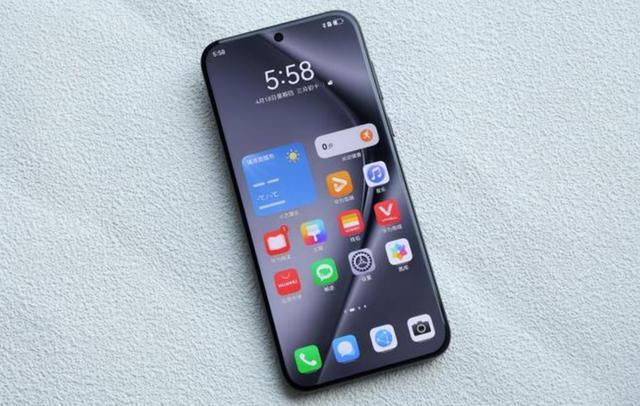 华为摊牌了，Pura70 Ultra突降2463元，麒麟9010+双卫星通信