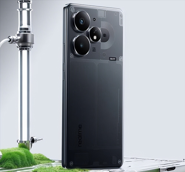 1699元！这 7200mAh 满血旗舰，绝对是来捣乱的