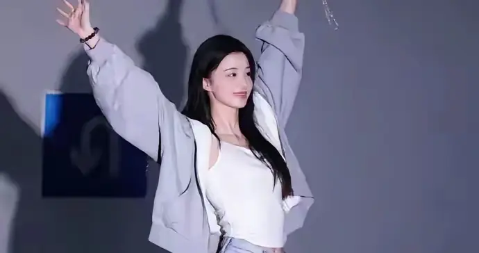 王楚然就这个清纯一等颜值，爱了爱了