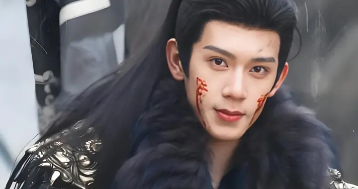 配角也能一夜封神！《逐玉》疯批世子十天涨粉百万，这波谁酸了？