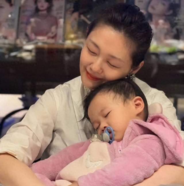 曝大S死因和日本黑帮有关！张兰多次说漏嘴，和2月份曝光全对上了