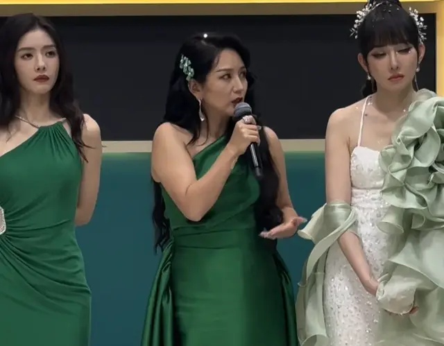 何洁仗义！替“郭碧婷”解释忘动作，句句有理，向太：我记住你了