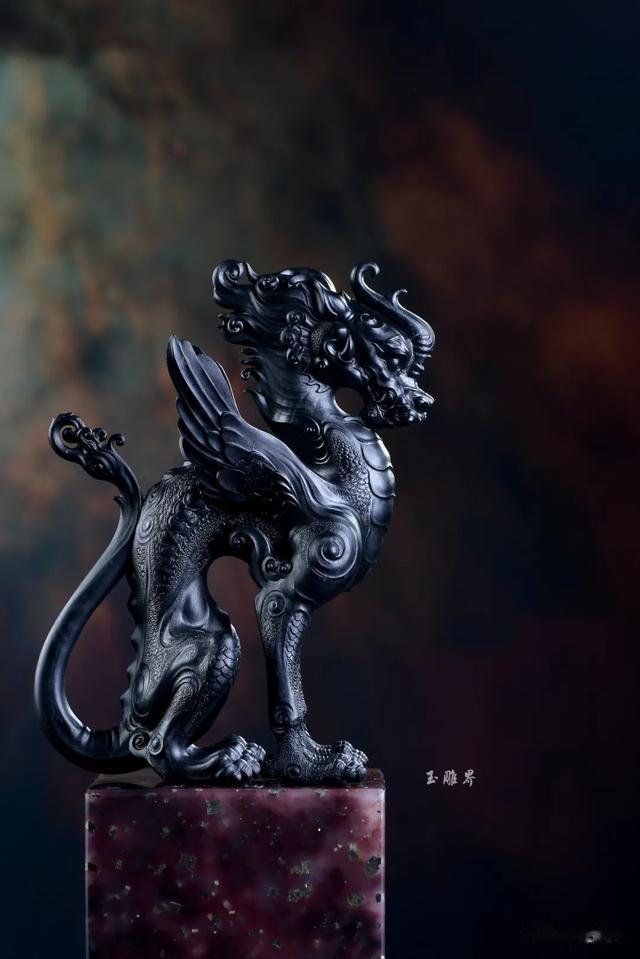 翡翠|高级压迫感！老施的黑青，妥妥的耐看型