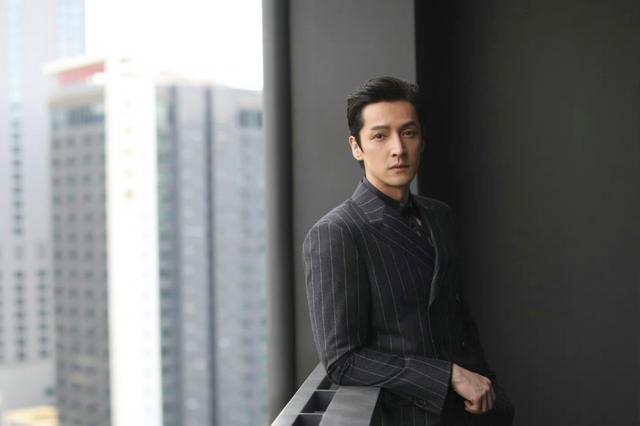 胡歌|前女友薛佳凝不离不弃，袁弘停工一年陪伴，胡歌：最理解我的心情