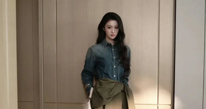 王楚然｜松弛高级的轻熟休闲风，牛仔+橄榄绿的配色自带随性质感