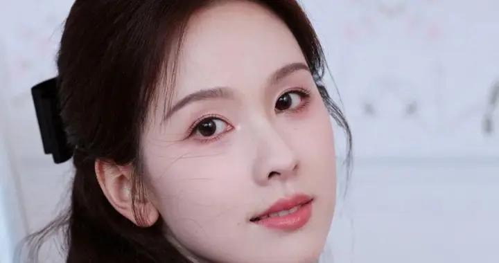 陈都灵飘逸之美