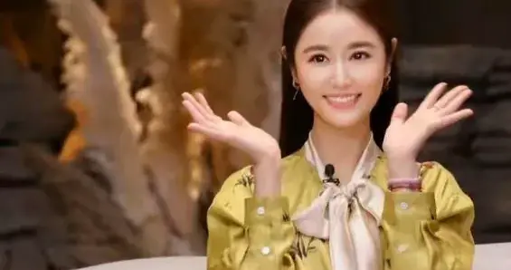 今天的林心如好漂亮，温柔感要溢出屏幕了