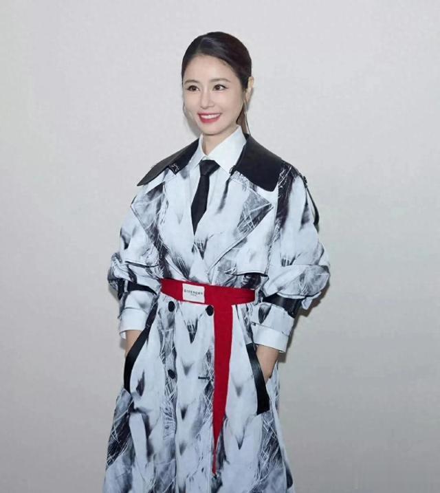 林心如打美容针消肿后颜值回春，告别胖头鱼式的肿胀感