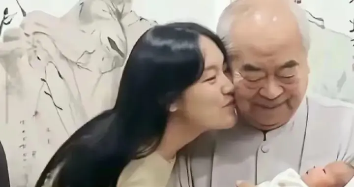 范曾官宣生下独子不到一天，亲女儿不敢回应，恶心的一幕来了