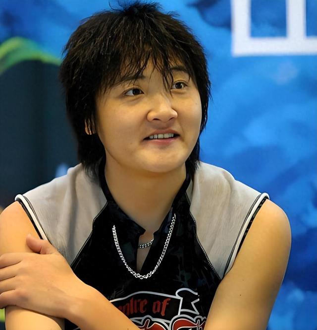 买红妹也想不到，自己那抛妻弃子的前夫孙楠，二婚后连面相都变了