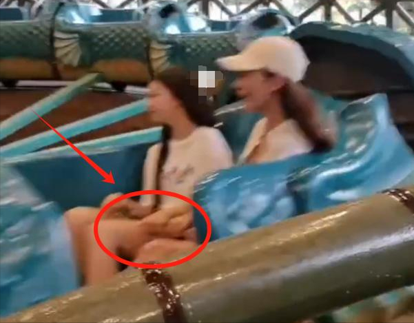 马筱梅带小玥儿疯玩，一举动暴露真实态度，张兰喊话S妈要报警