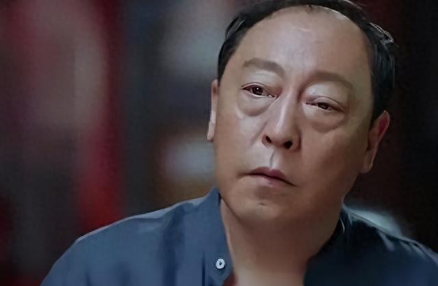 皱眉头、苦瓜脸、烂演技，却被捧成“老戏骨”，这8位该醒醒了