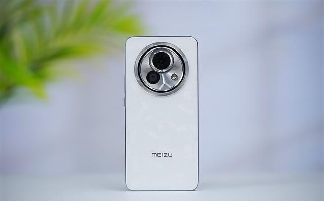 近期换机不必买太贵，这三款便宜经久耐用，最低只需1299元